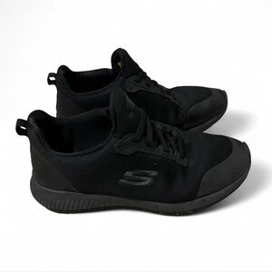 Women’s Skechers size 10